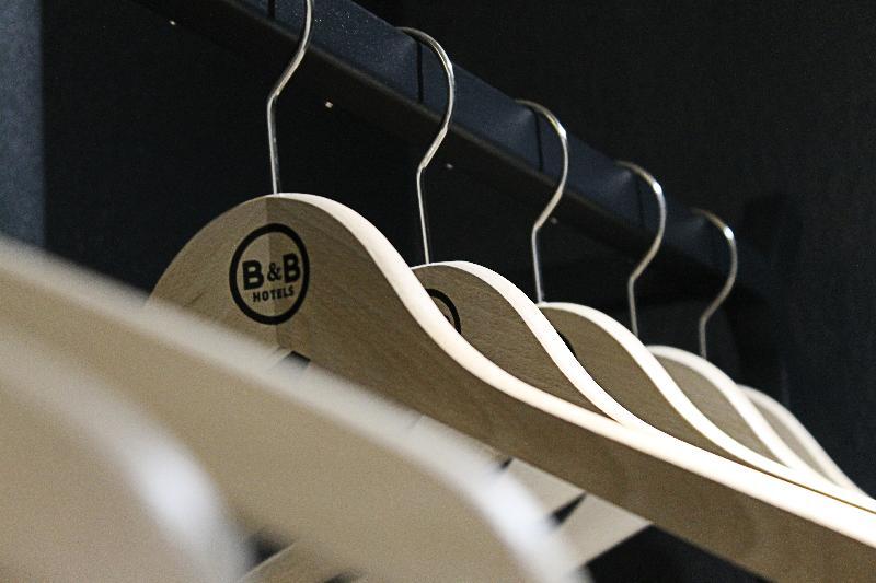 B&B Hotel Lille Centre Grand Palais Hotel 3*